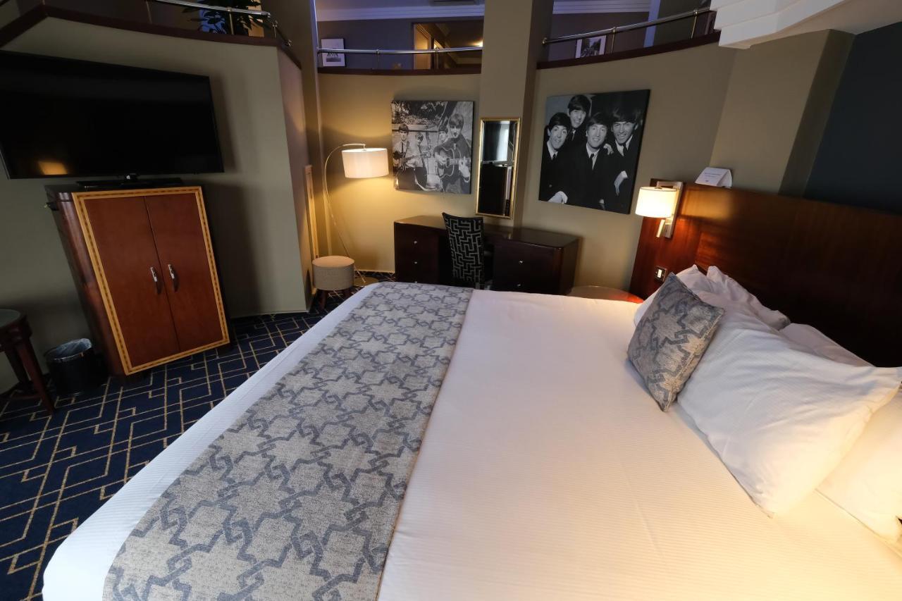 Crowne Plaza Liverpool - John Lennon Airport By Ihg Buitenkant foto