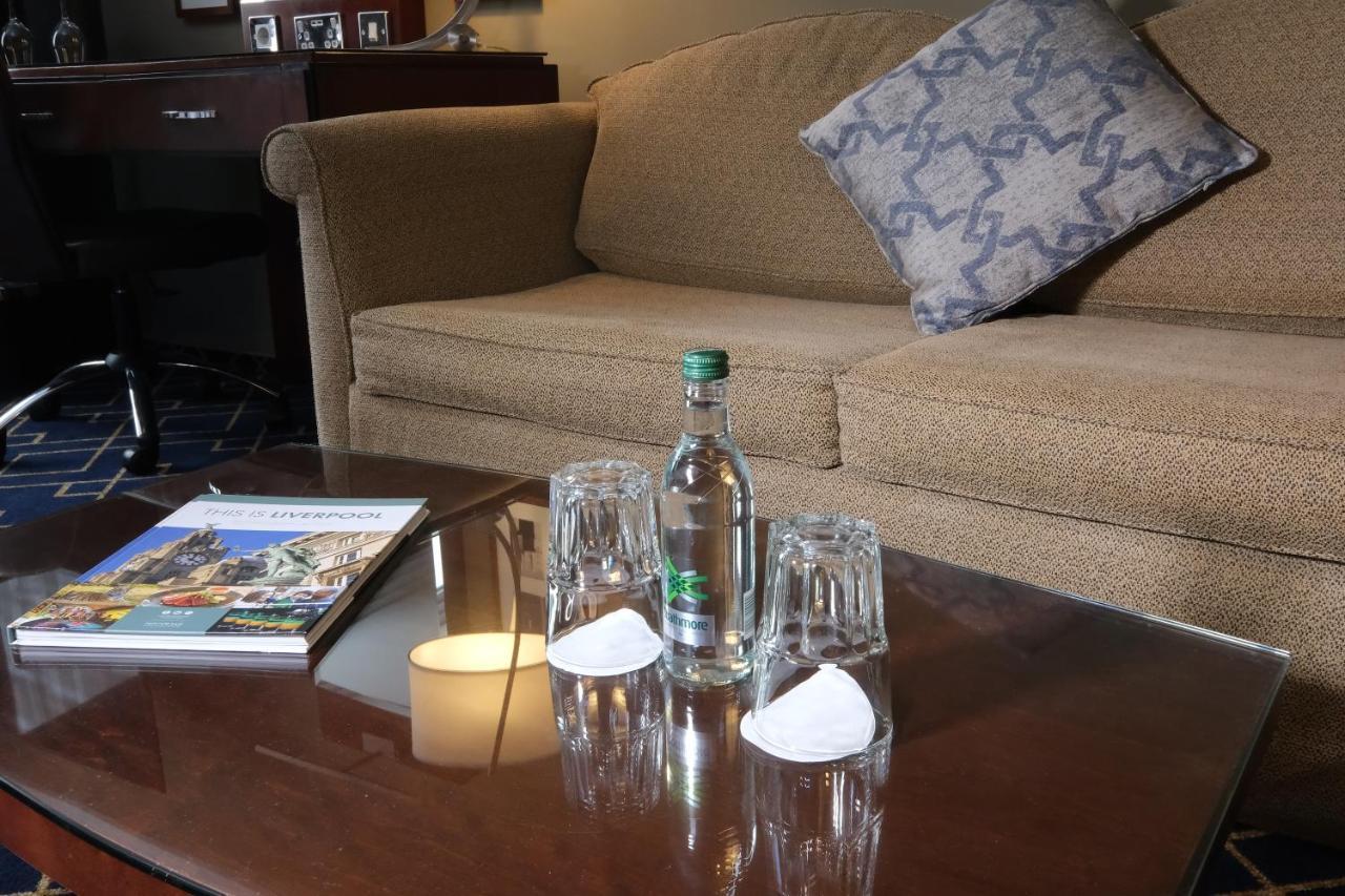 Crowne Plaza Liverpool - John Lennon Airport By Ihg Buitenkant foto
