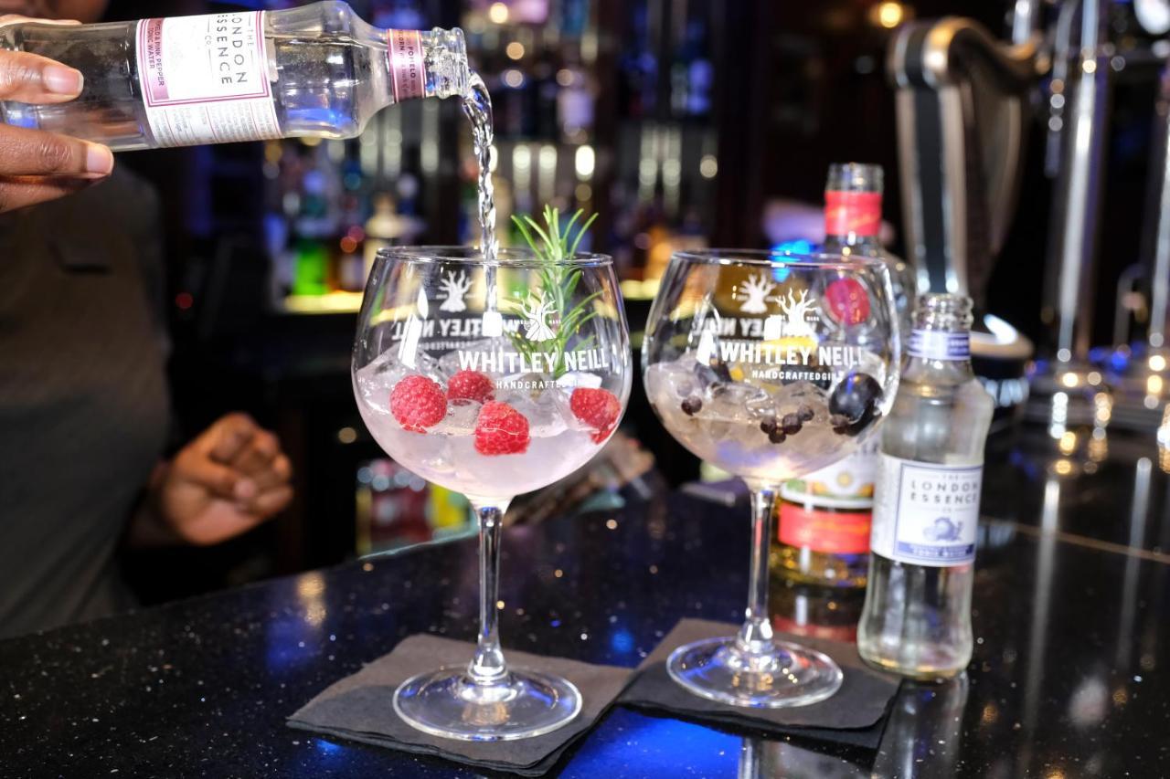 Crowne Plaza Liverpool - John Lennon Airport By Ihg Buitenkant foto