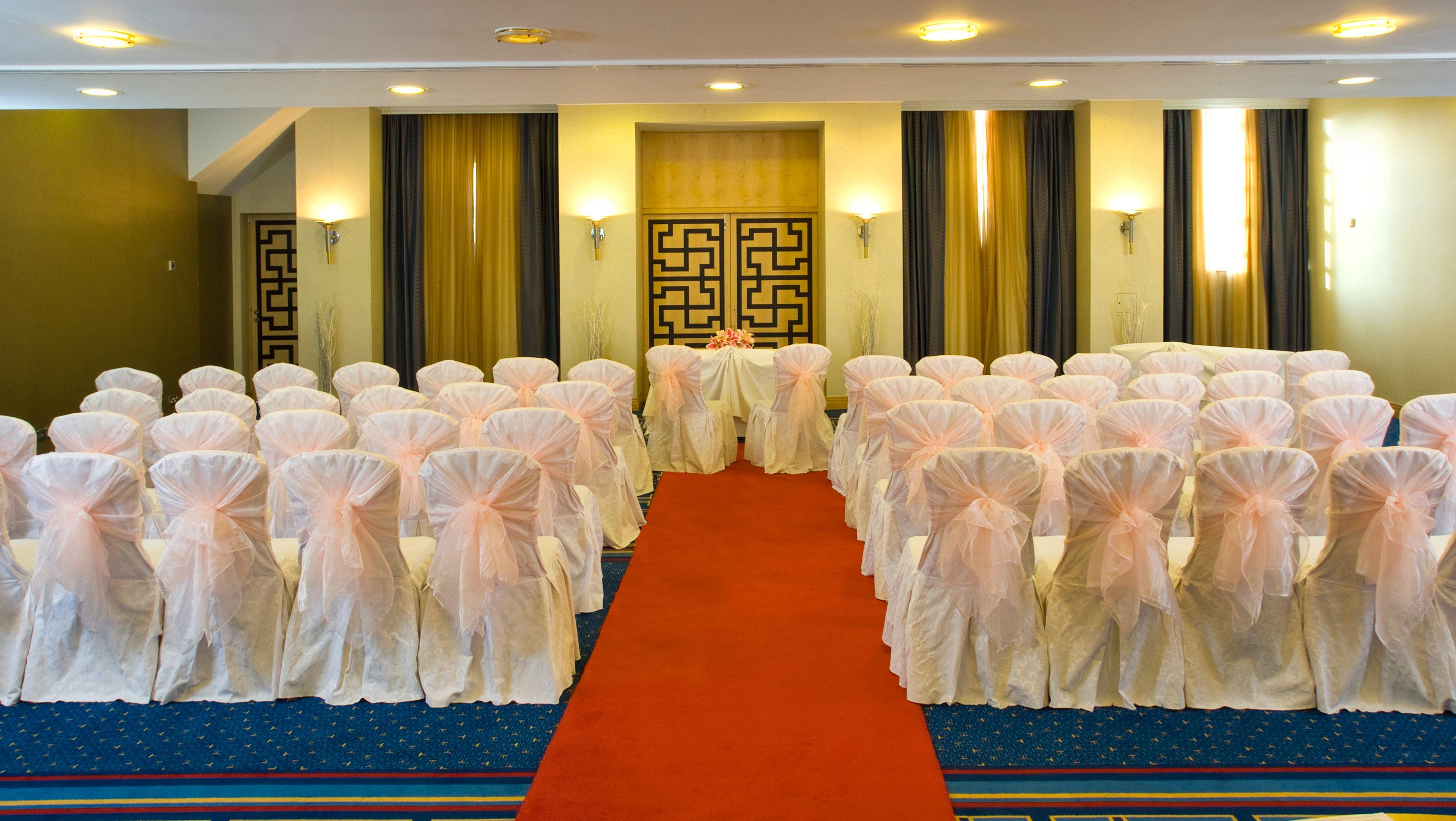 Crowne Plaza Liverpool - John Lennon Airport By Ihg Buitenkant foto
