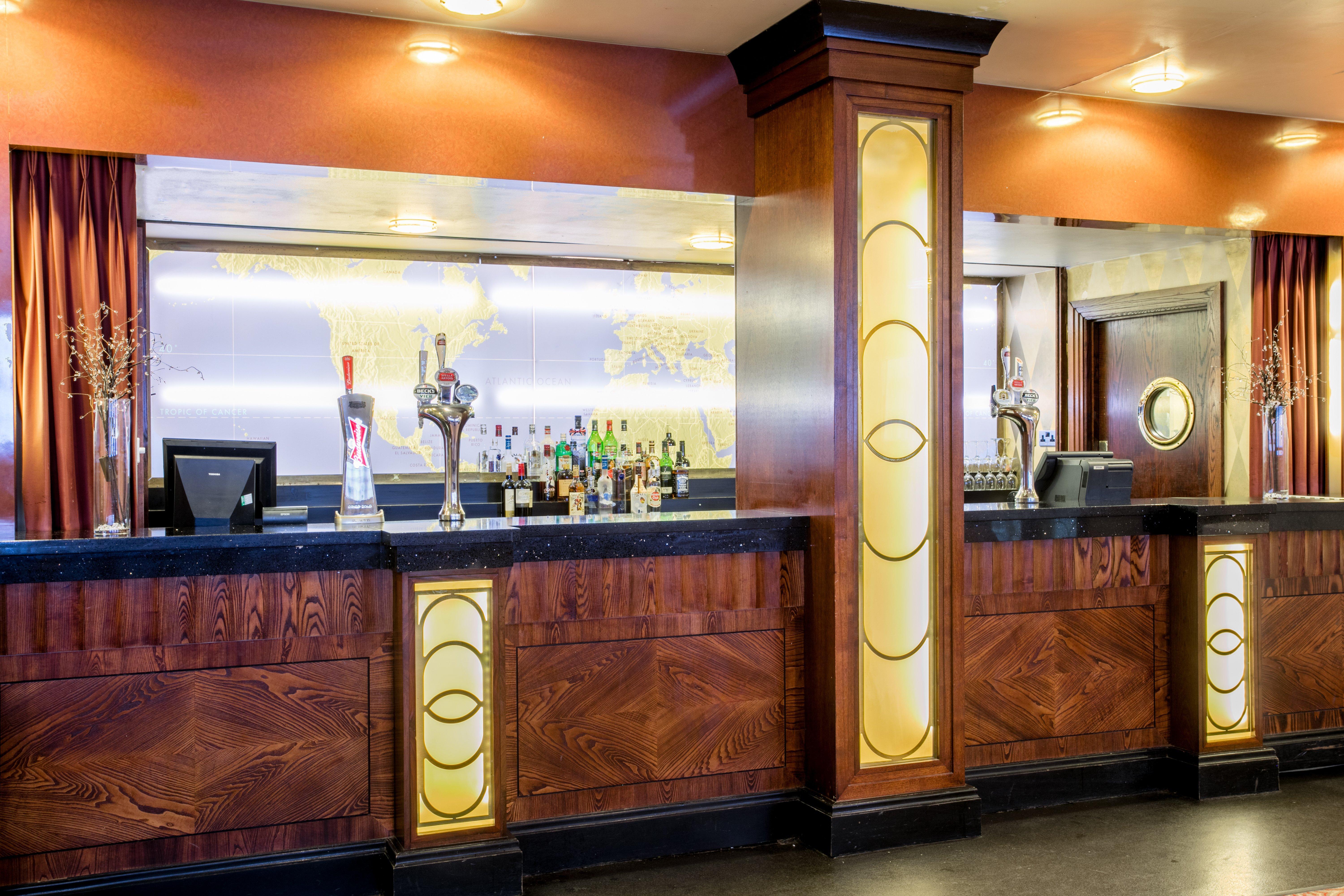 Crowne Plaza Liverpool - John Lennon Airport By Ihg Buitenkant foto