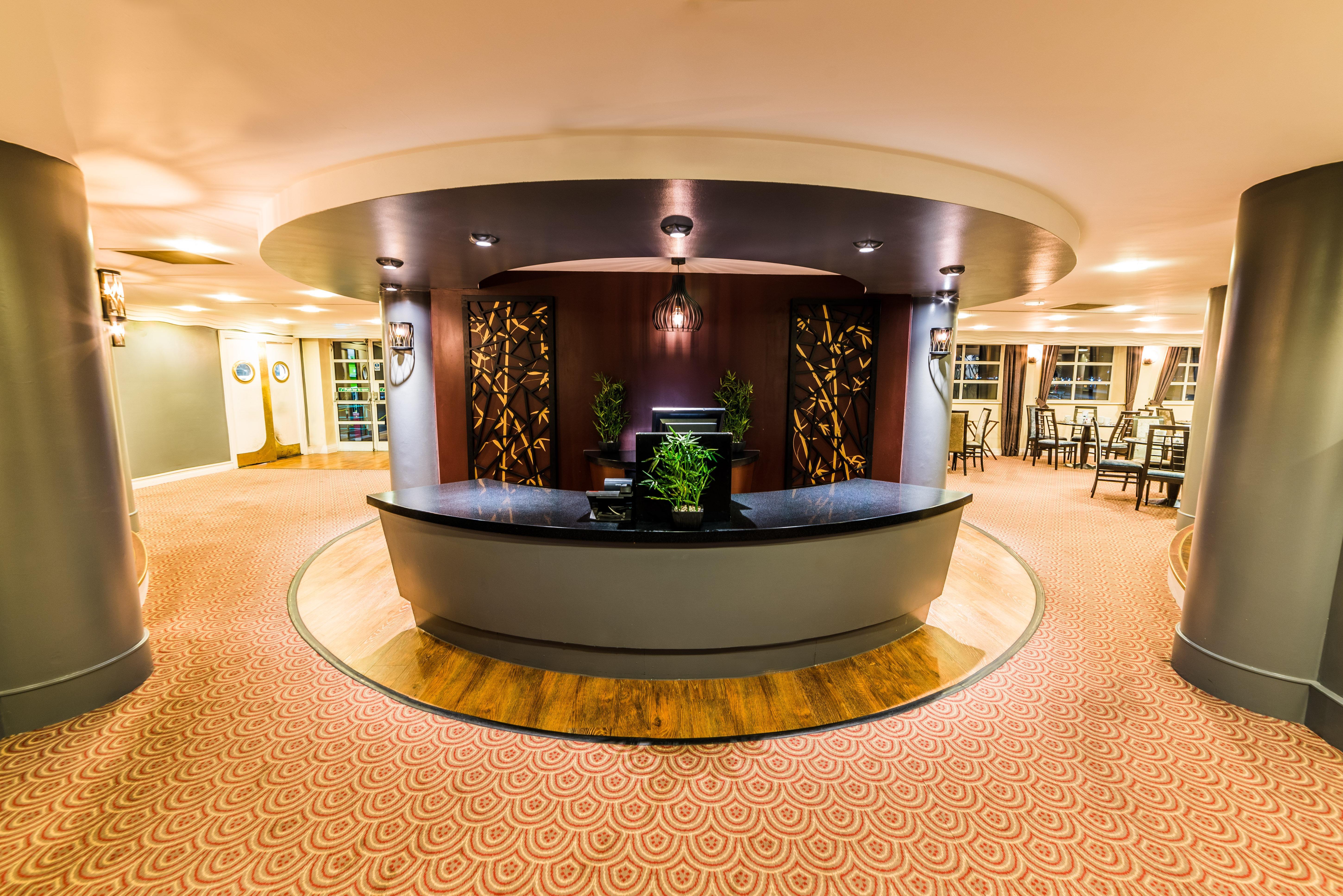 Crowne Plaza Liverpool - John Lennon Airport By Ihg Buitenkant foto