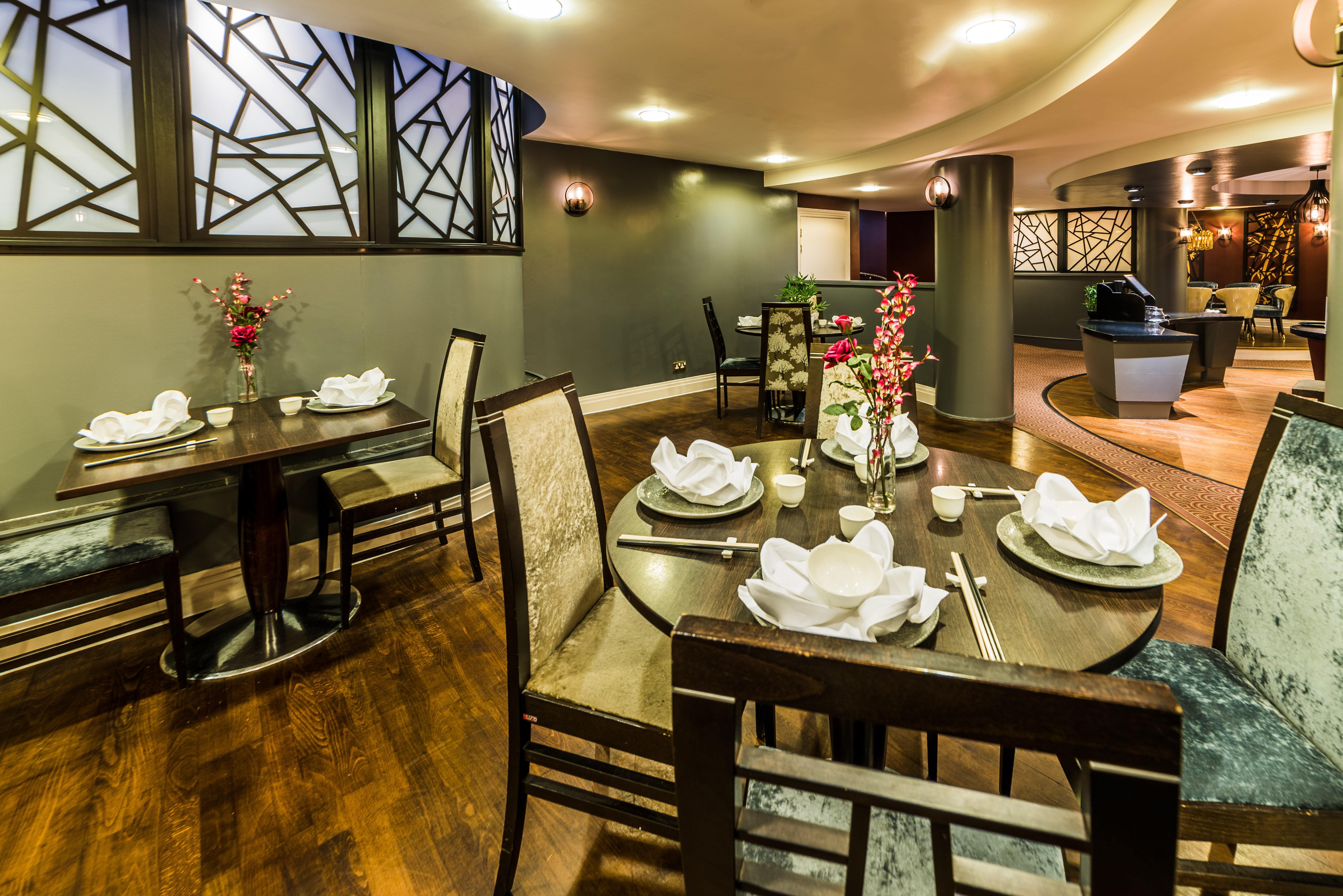 Crowne Plaza Liverpool - John Lennon Airport By Ihg Buitenkant foto