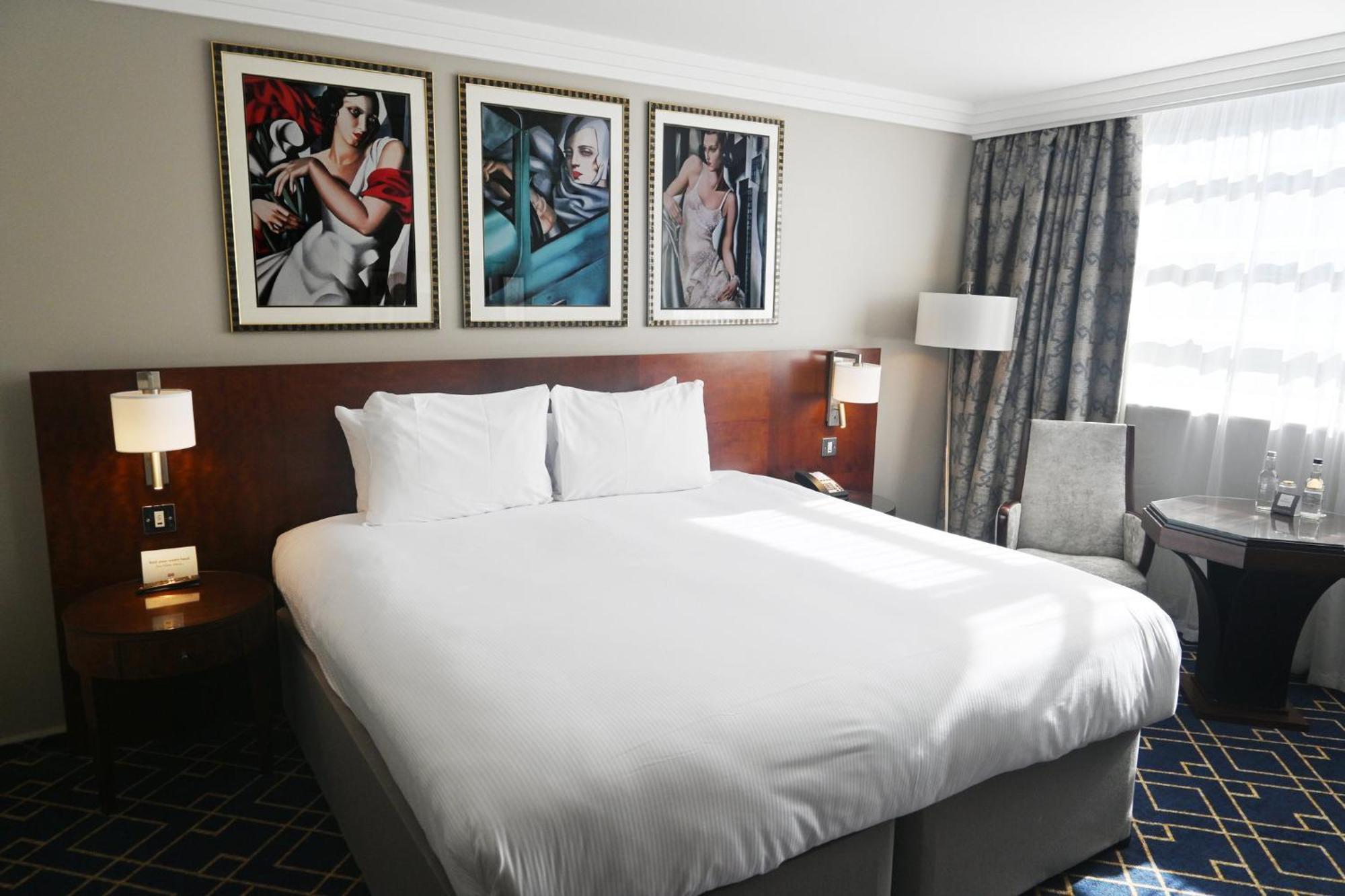 Crowne Plaza Liverpool - John Lennon Airport By Ihg Buitenkant foto