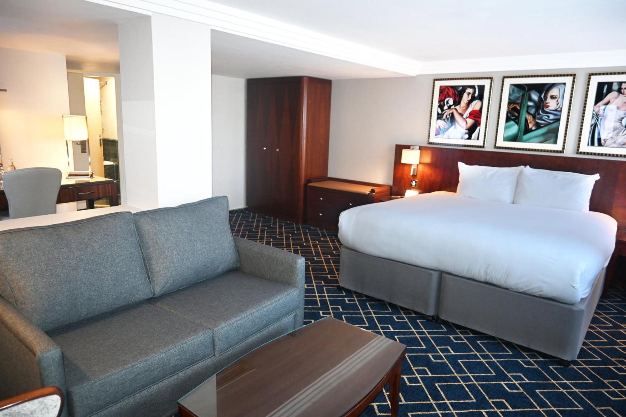 Crowne Plaza Liverpool - John Lennon Airport By Ihg Buitenkant foto
